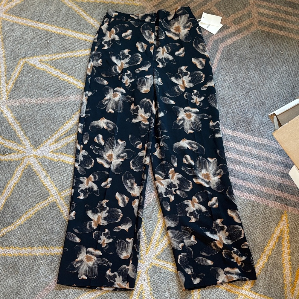 Nordstrom Black and Tan Floral Patterned Pants